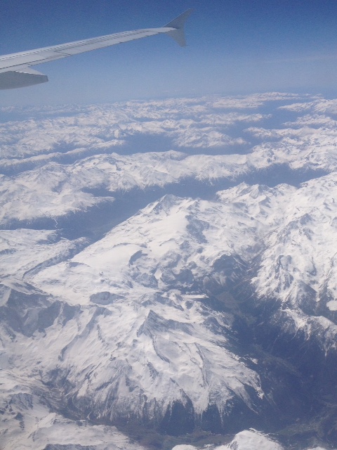 Alpes prises d'avion vers Italie